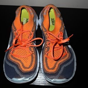 Preowned Nike Free Run 5.0 size 7 no box
